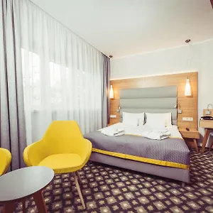 vivaldi.poznan-hotels.com/